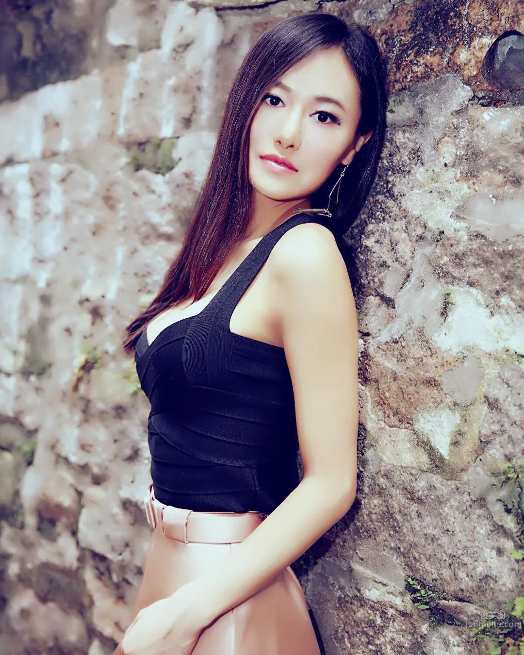 Anna Xiao, Cold Beauty Model Boldly Shows Perfect Curves photo 3