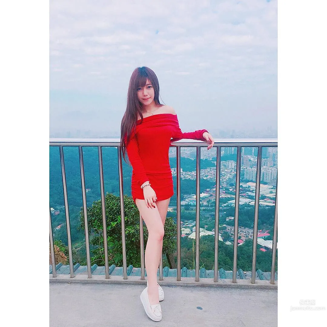 伊芙琳(樂樂)- 天燈正妹混血靓麗私房照 22