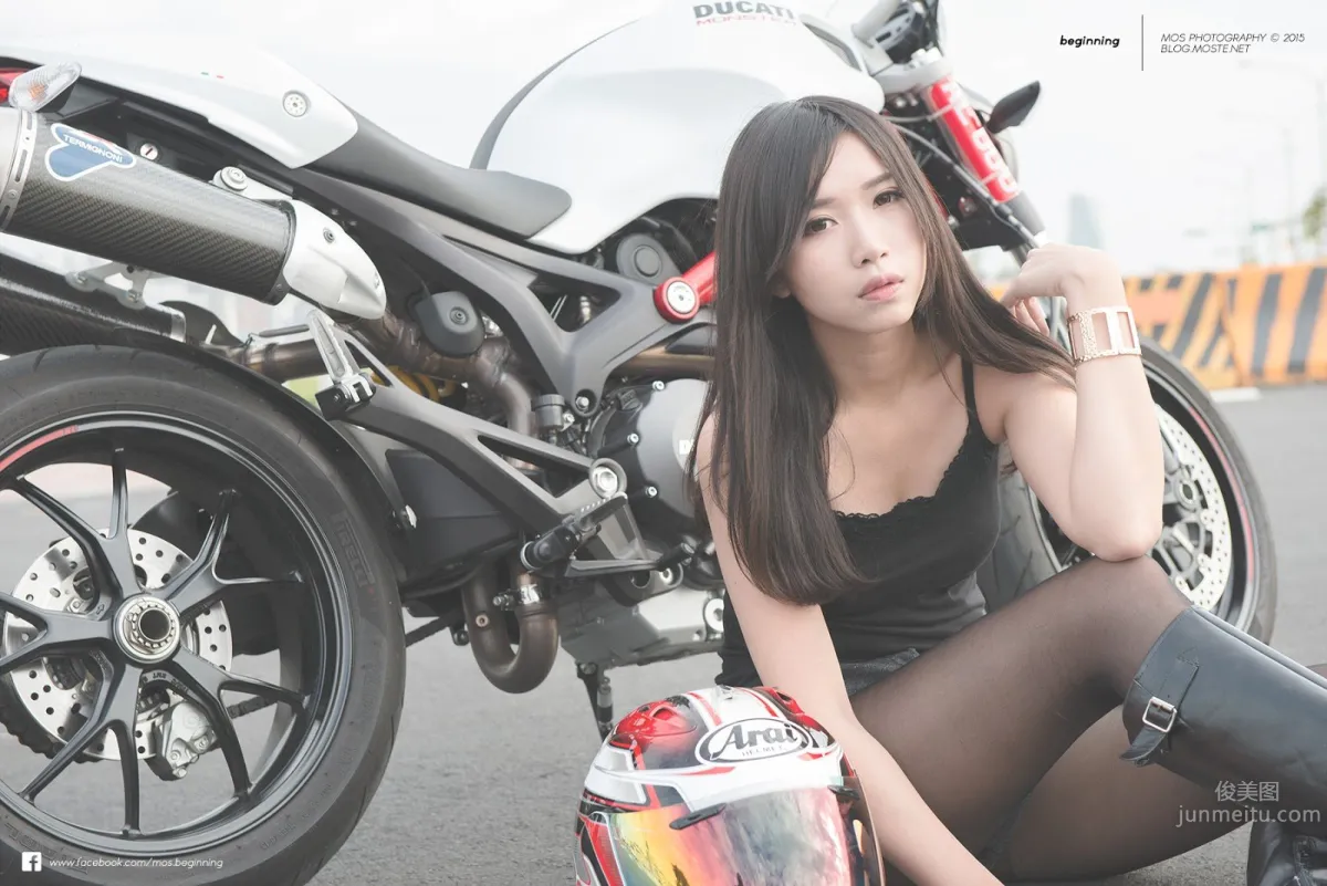 Ti Ti Yang, Heavy Motorcycle and Beauty Photo Collection photo 8
