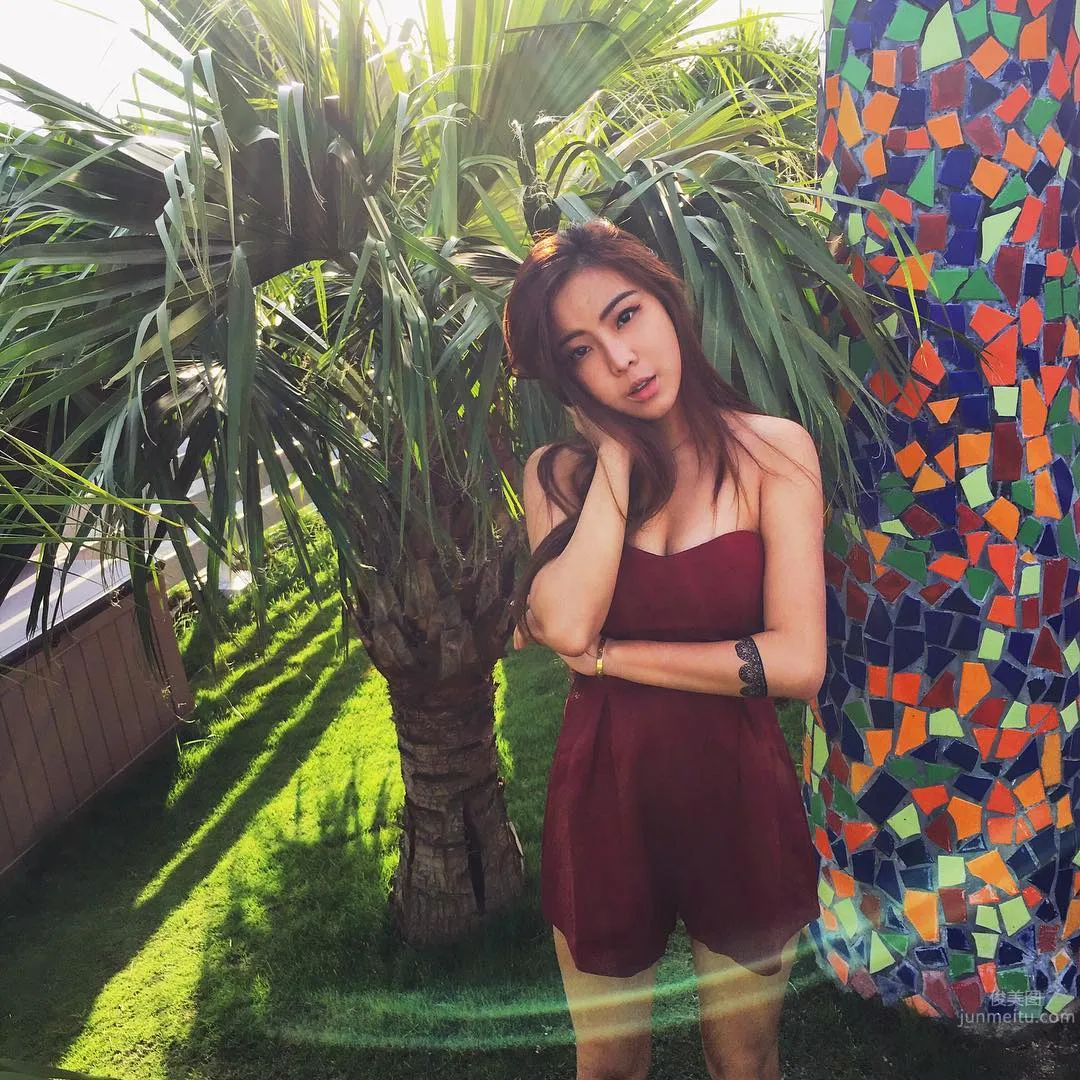 Stephanie Teh - PTT Beauty Board Exploded with High-Face-Value Boss Lady photo 12