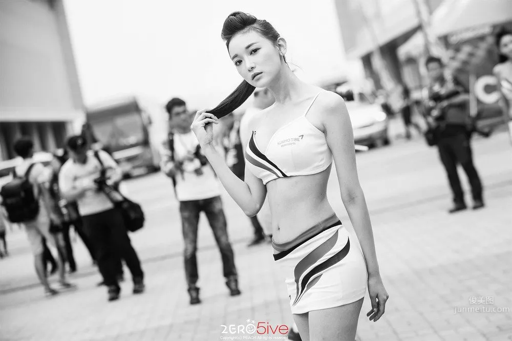 架景- 南韓美女賽車女郎清爽寫真 36
