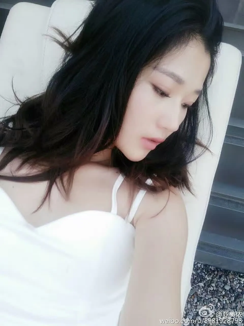 Ya Meiyi: Leg Babes photo 4