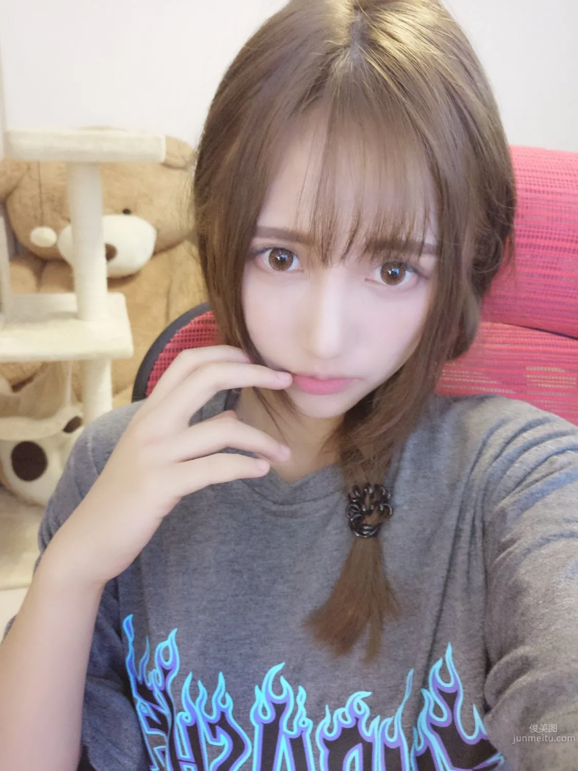 丸子yooo- 美少女主播美妝私房照 18