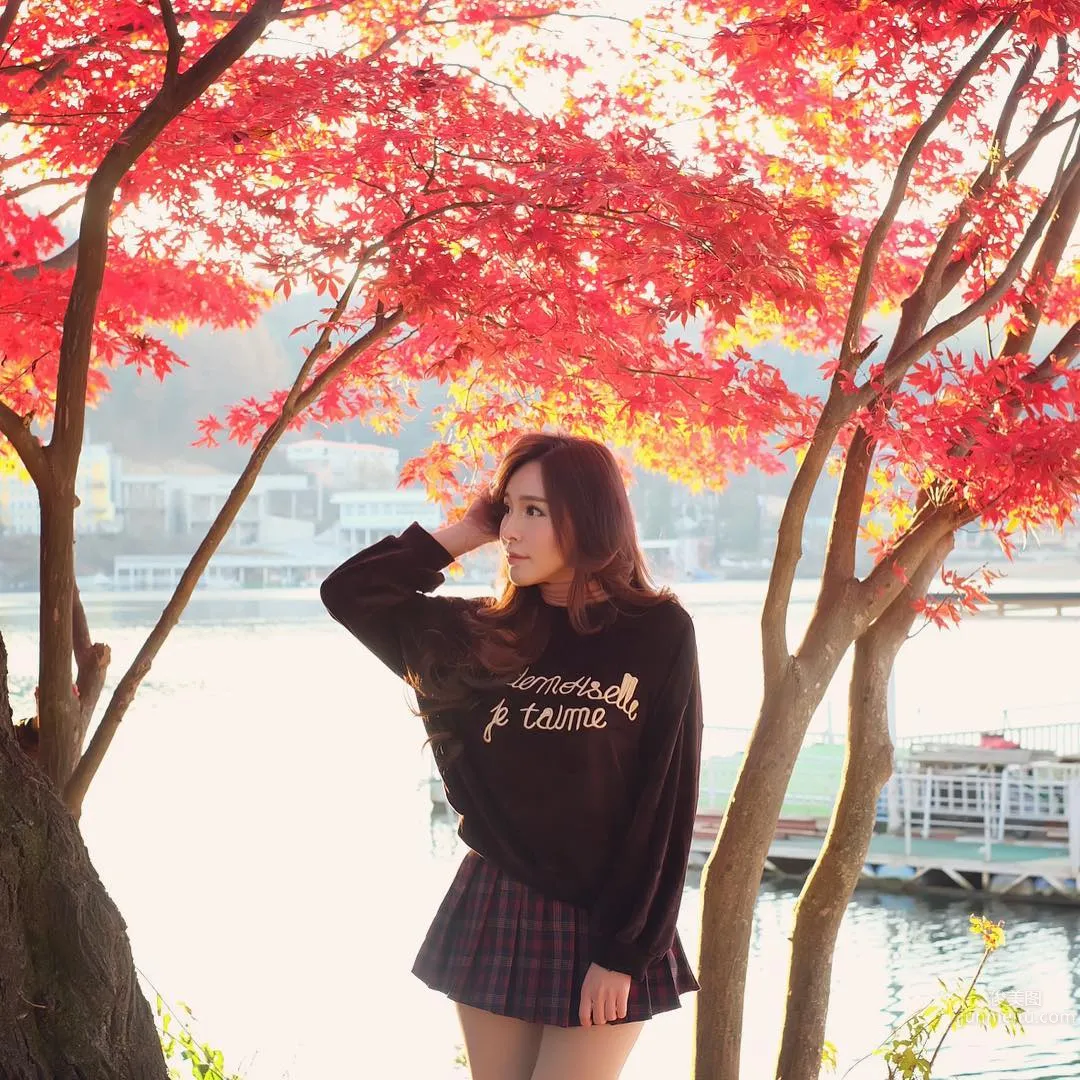 Skykiki Jung, Loves to Tempt You with Her Huge Breasts photo 33