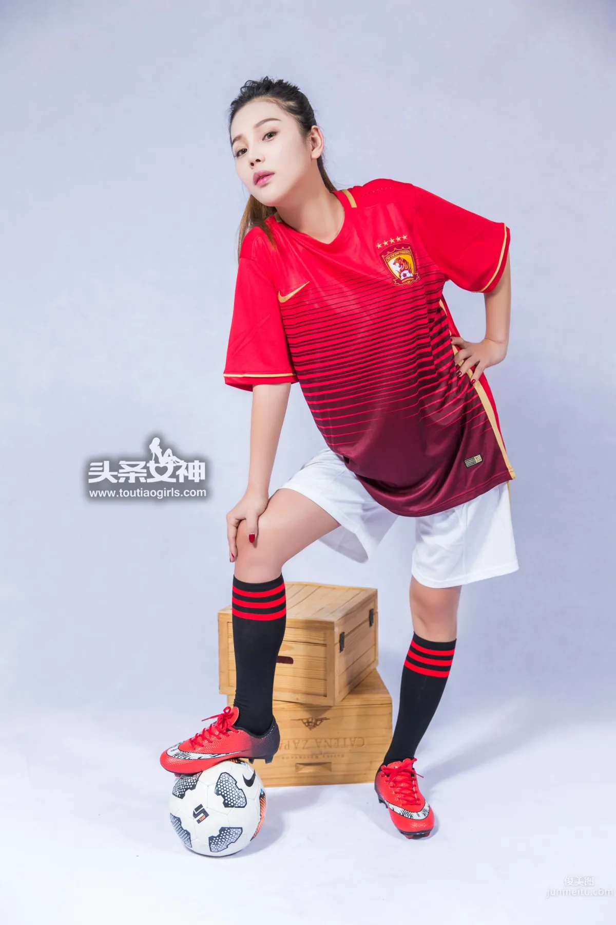Zhou Yuran, [TouTiao Goddess] 2017-02-22 Evergrande Goddess photo 6