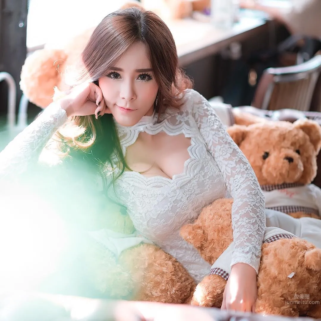 Skykiki Jung, Loves to Tempt You with Her Huge Breasts photo 32