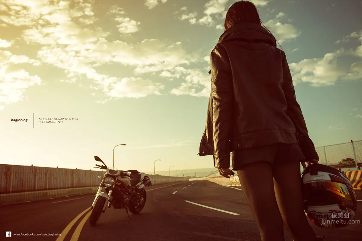Ti Ti Yang, Heavy Motorcycle and Beauty Photo Collection photo 14