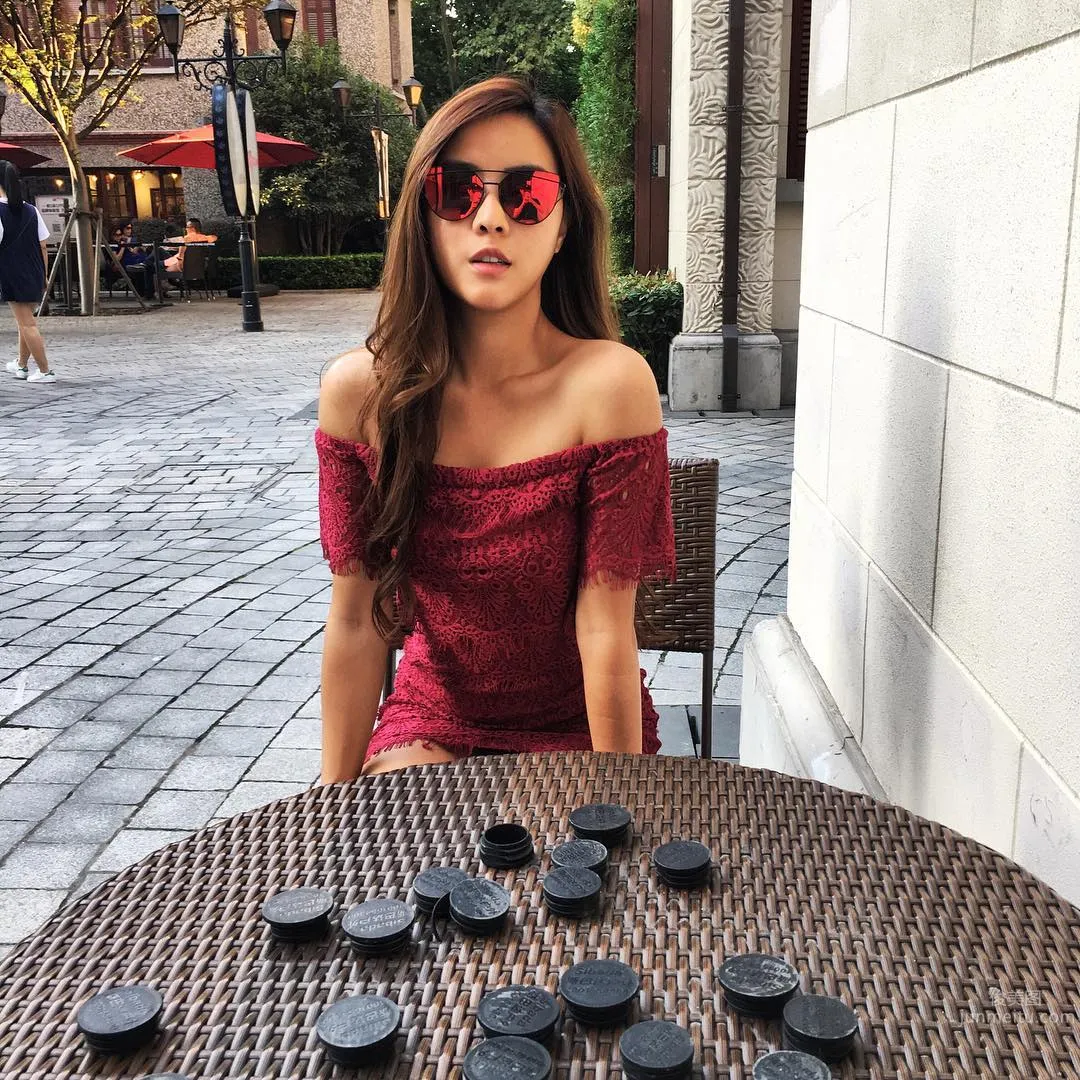 Stephanie Teh - PTT Beauty Board Exploded with High-Face-Value Boss Lady photo 22