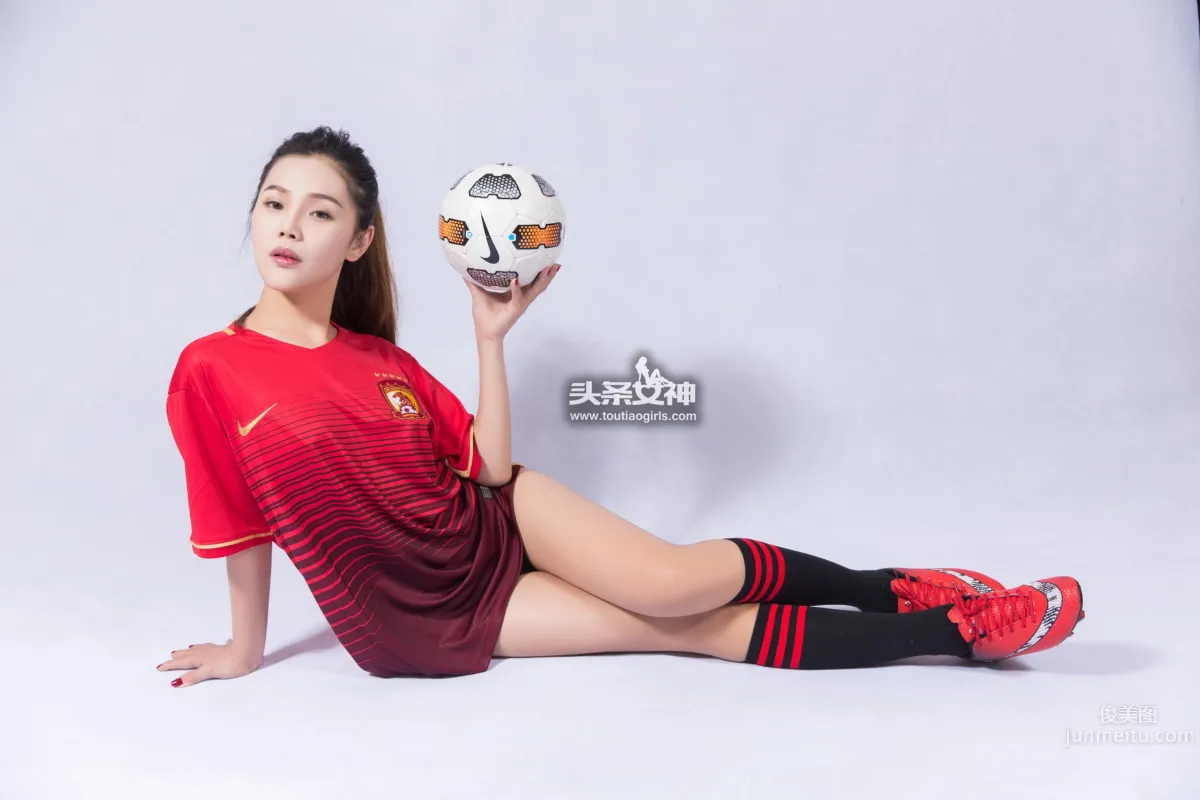 Zhou Yuran, [TouTiao Goddess] 2017-02-22 Evergrande Goddess photo 18
