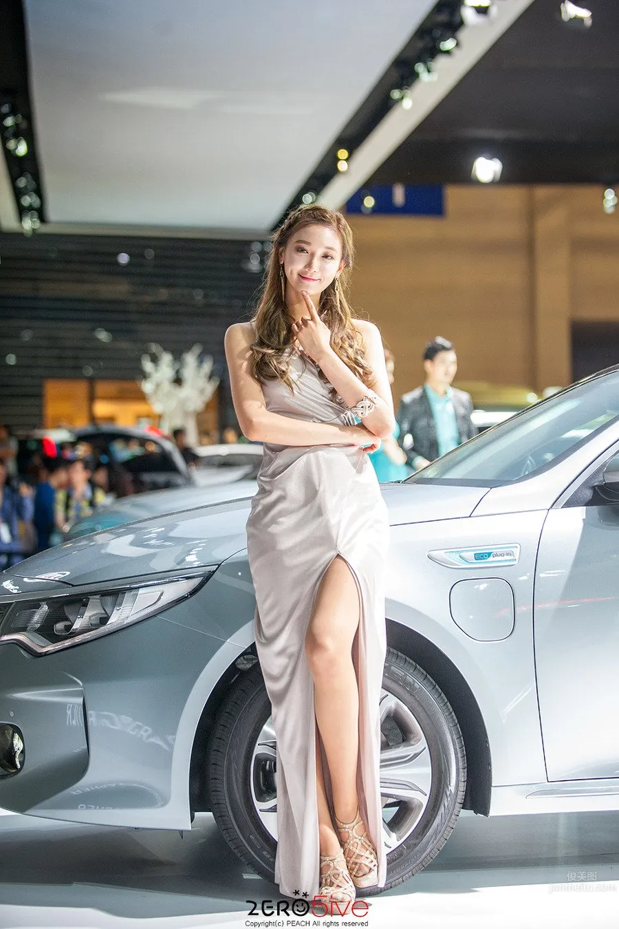架景- 韓國氣質車模車展美圖 2