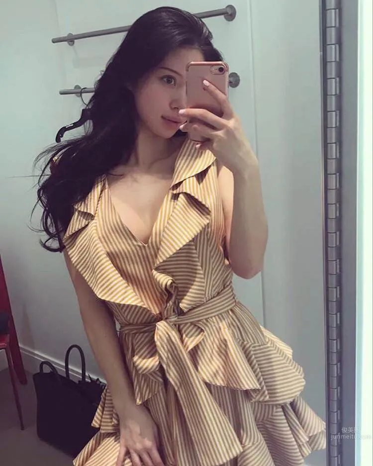 Emibabyxo, Asian Bold Beauty Hot Private Photos photo 30