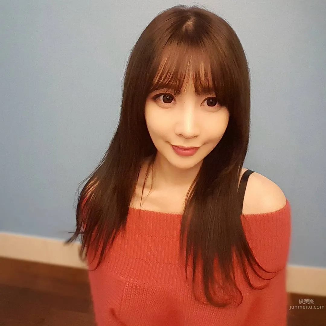 Hong Ji Yeon - Korean Beauty Car Model Selected Beautiful Photos photo 31