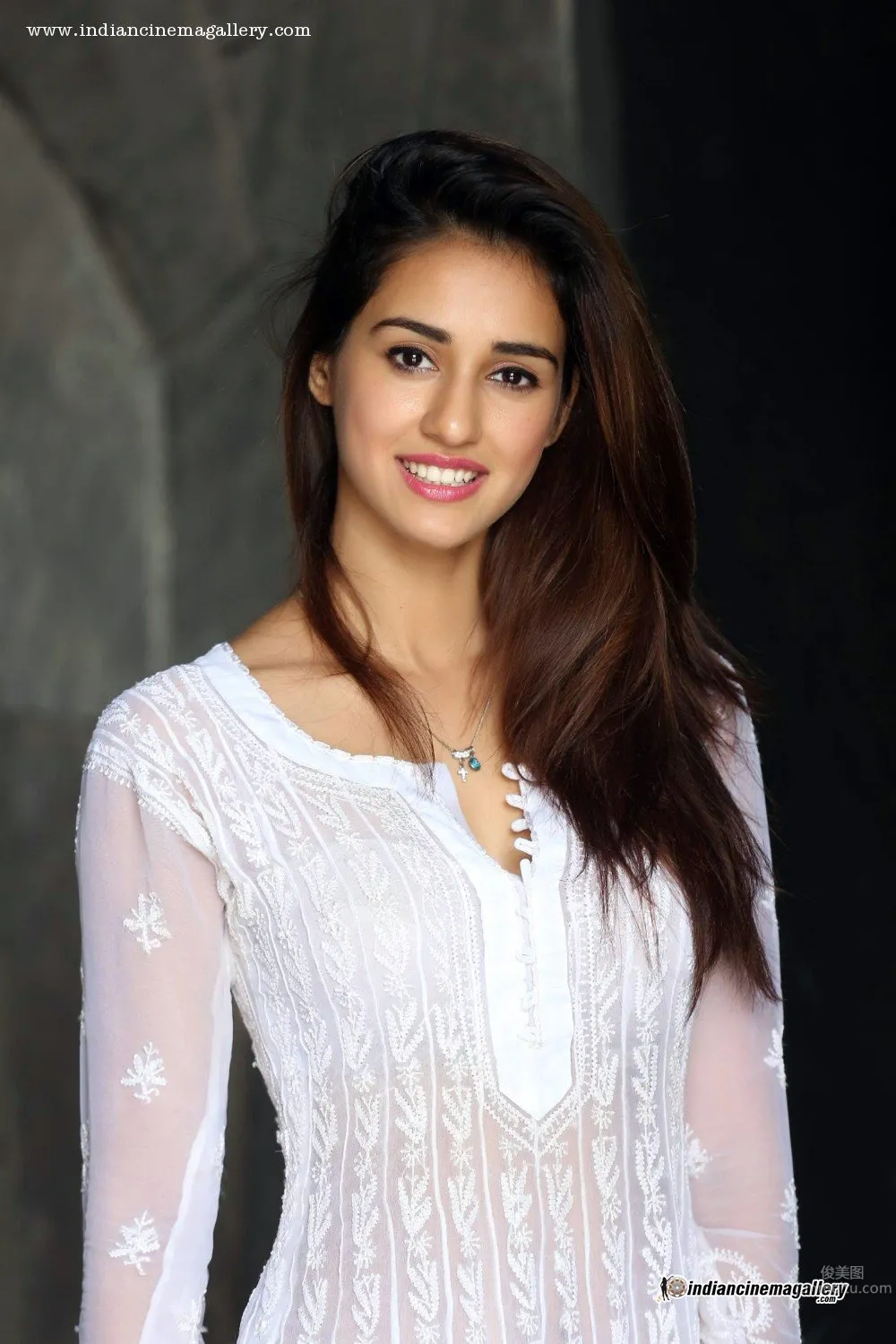 Disha Patani - Kung Fu Yoga Leading Lady Picture Collection photo 13