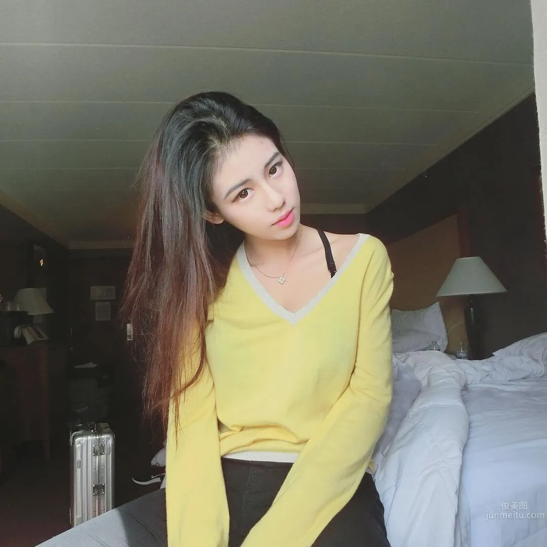 Ya Lu - A Good Figure That a Bikini Cannot Hide photo 14