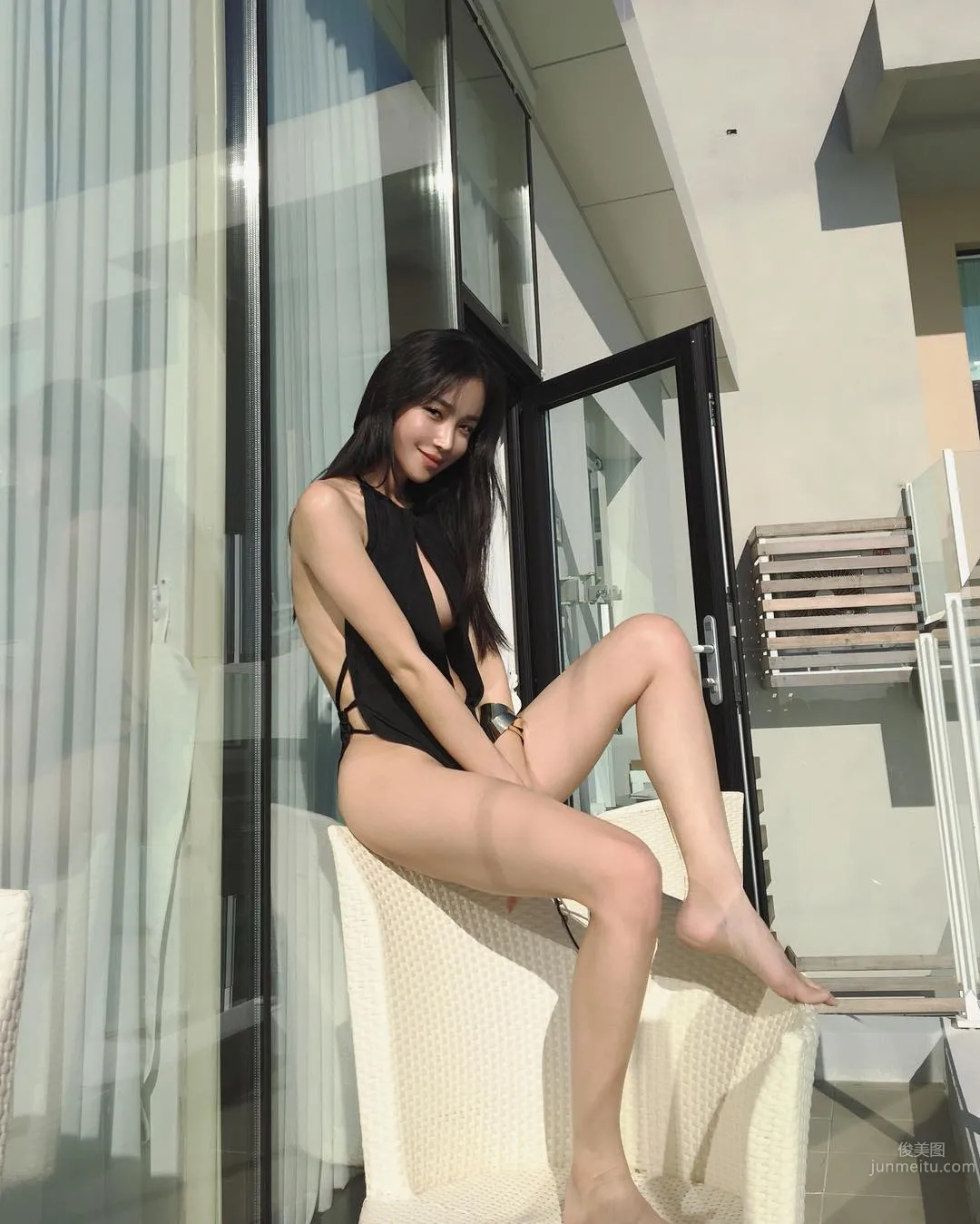 Jess, Super Pretty Face and Round Beautiful Curves photo 20