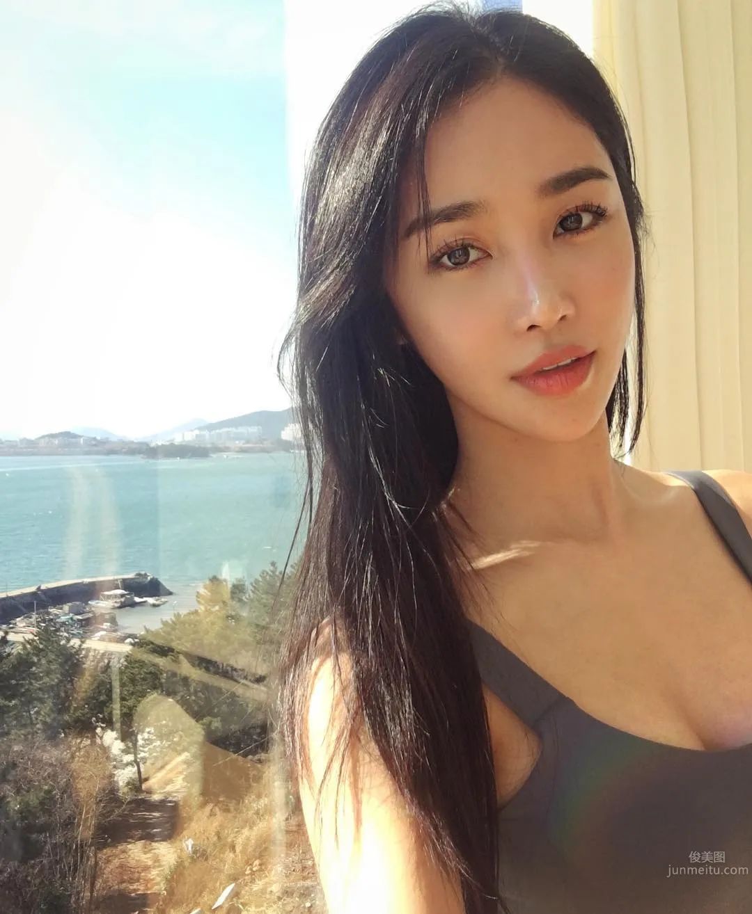 Jess, Super Pretty Face and Round Beautiful Curves photo 21