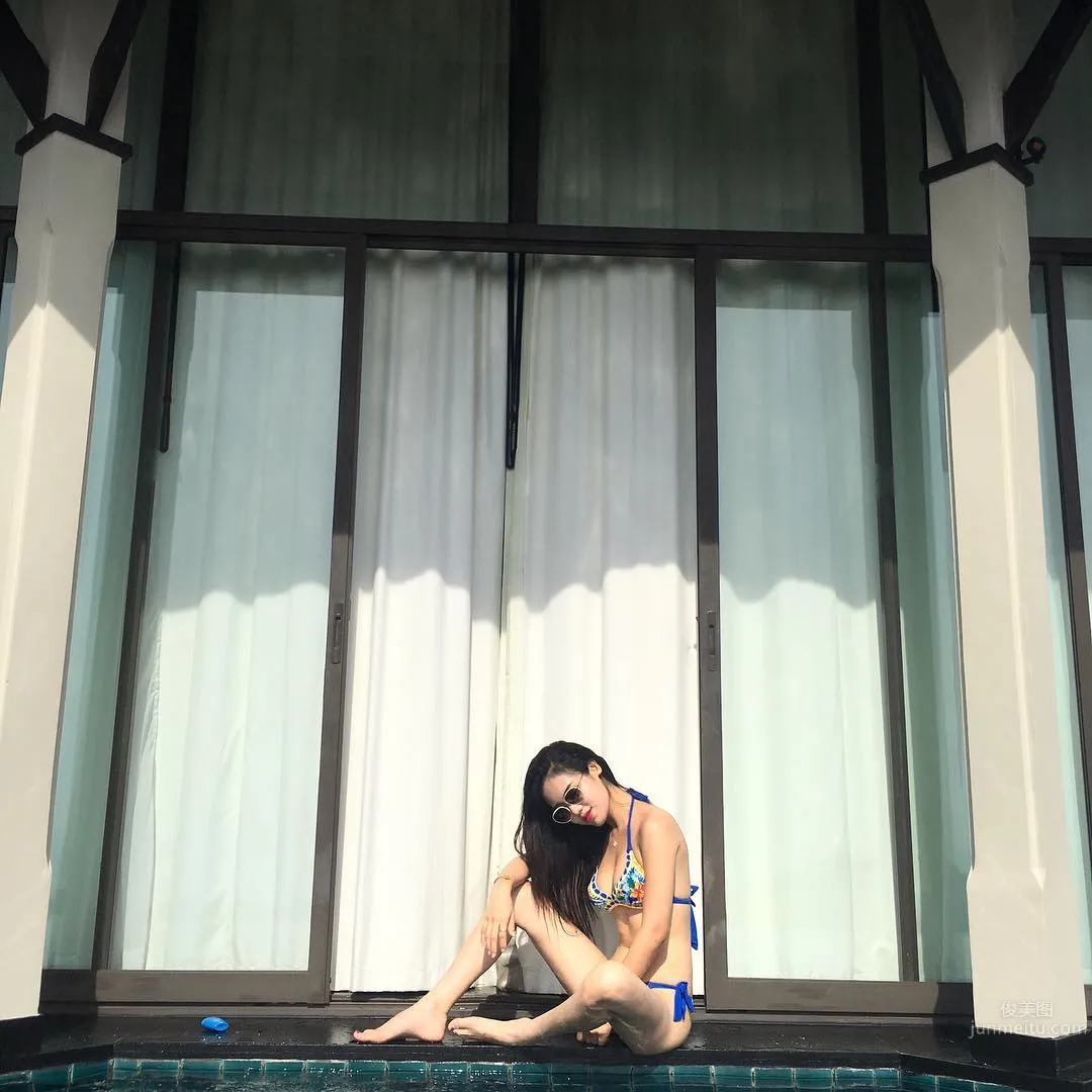 Ya Lu - A Good Figure That a Bikini Cannot Hide photo 26