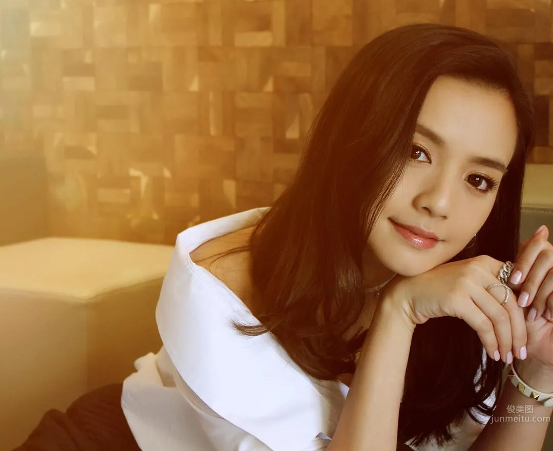 Christy Lai - Sporty Beauty Eye-Candy Private Shoot photo 14