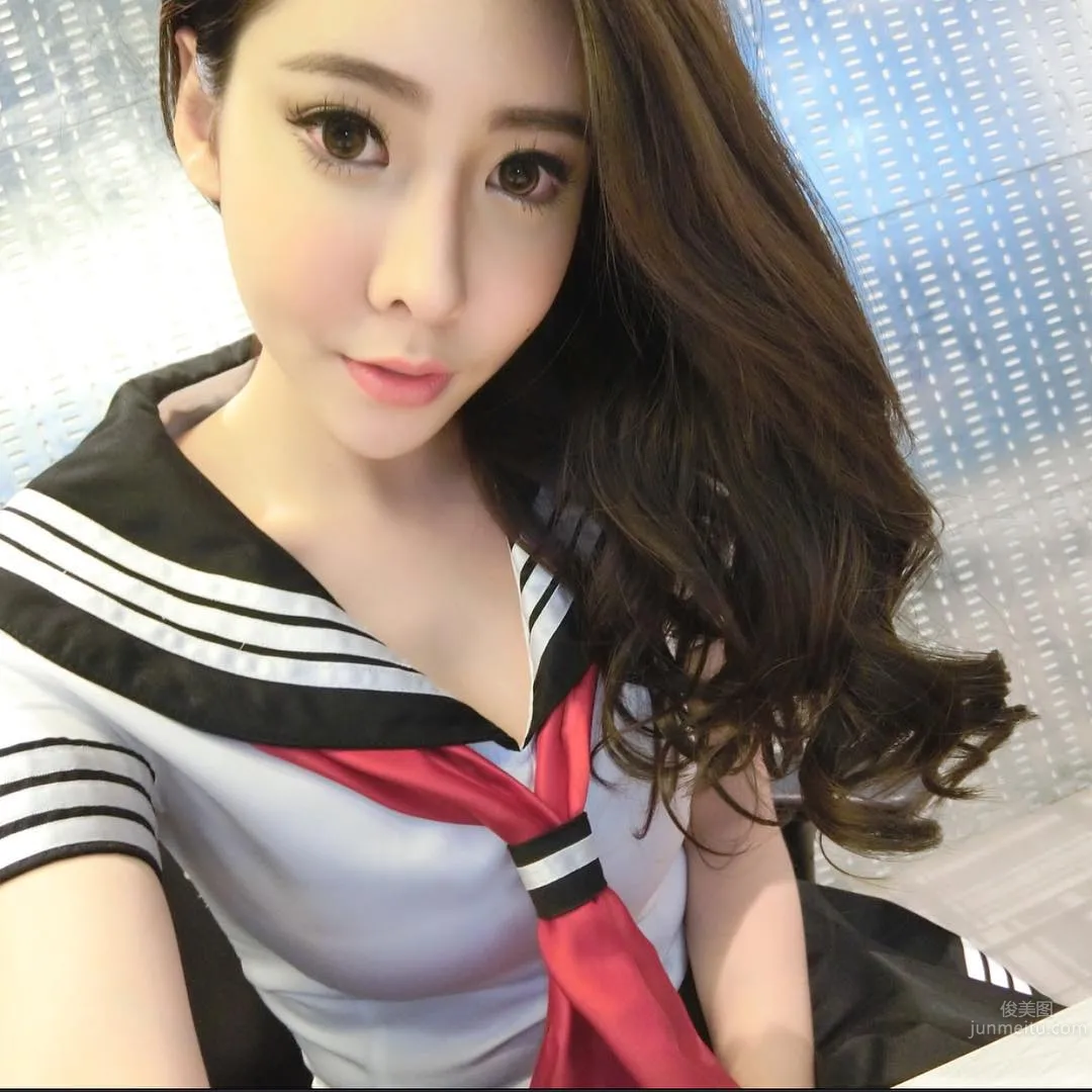 Melody Low- 新加坡正妹性感寫真 11