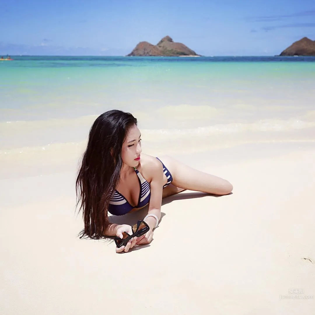 Ya Lu - A Good Figure That a Bikini Cannot Hide photo 7