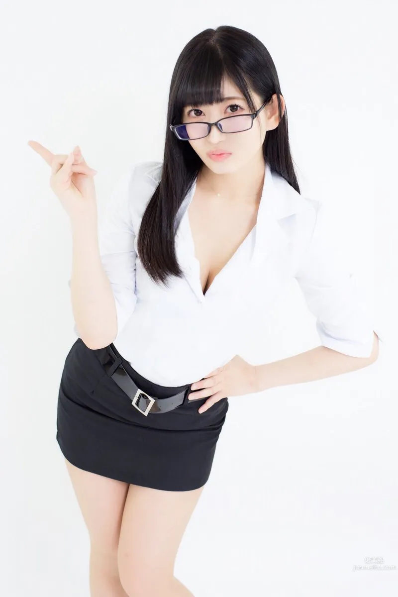 Mayu Tsukishiro, Japanese Playful Young Girl Private Photos photo 15