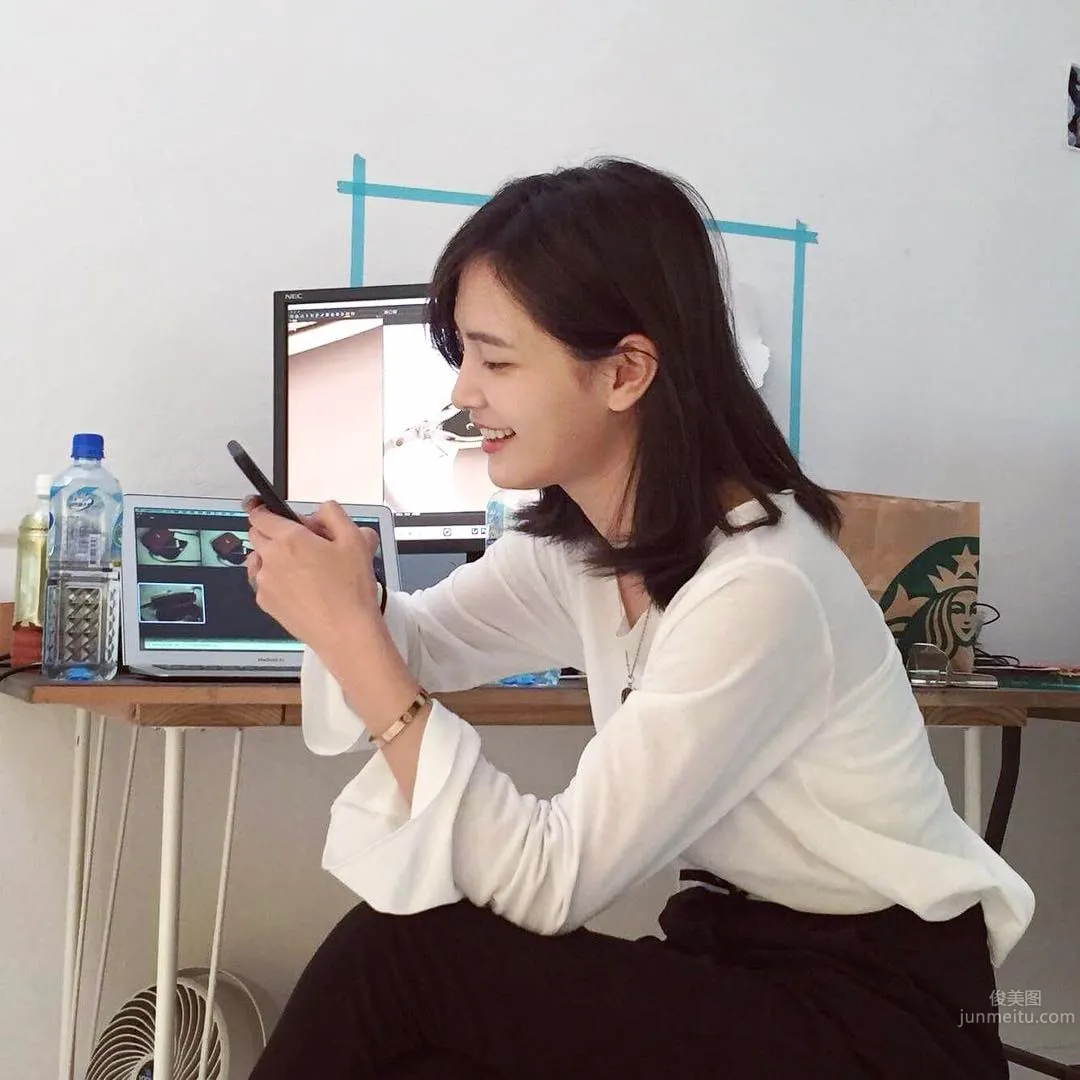 Ellen Wu - A Girl with an Overflowing Amount of Positive Charm photo 18