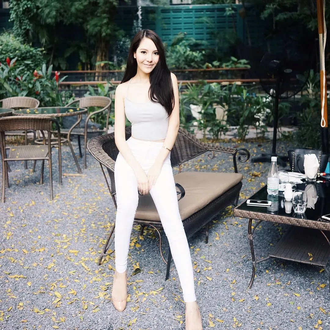 Kerika Chotivichit - Tall and Beautiful-Haired Thai Beauty photo 4