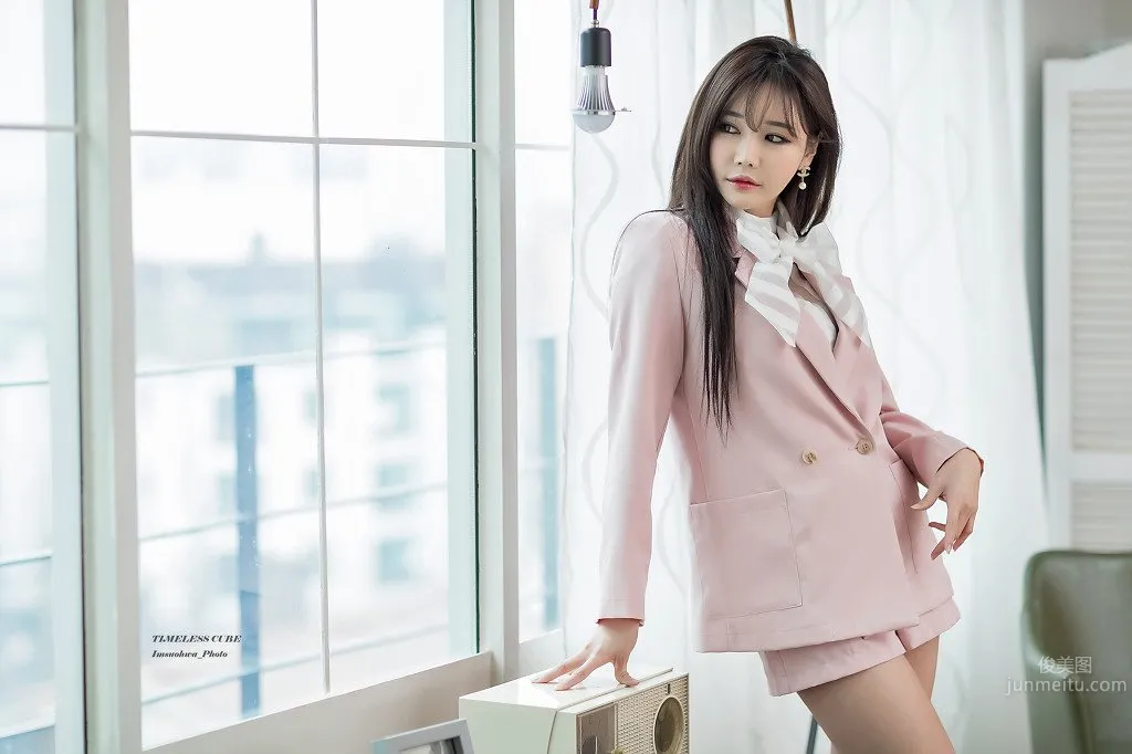 Han Ga Eun, Sexy and Alluring Uniform Photo photo 28