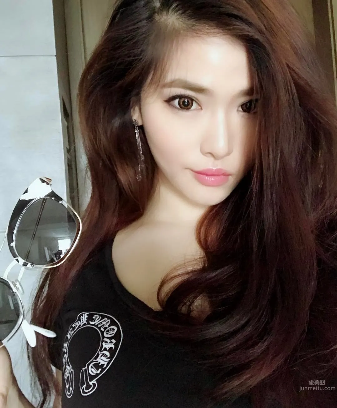 Crazy Nana - Wearing Her Own Pajamas, Sexiness Off the Charts photo 16