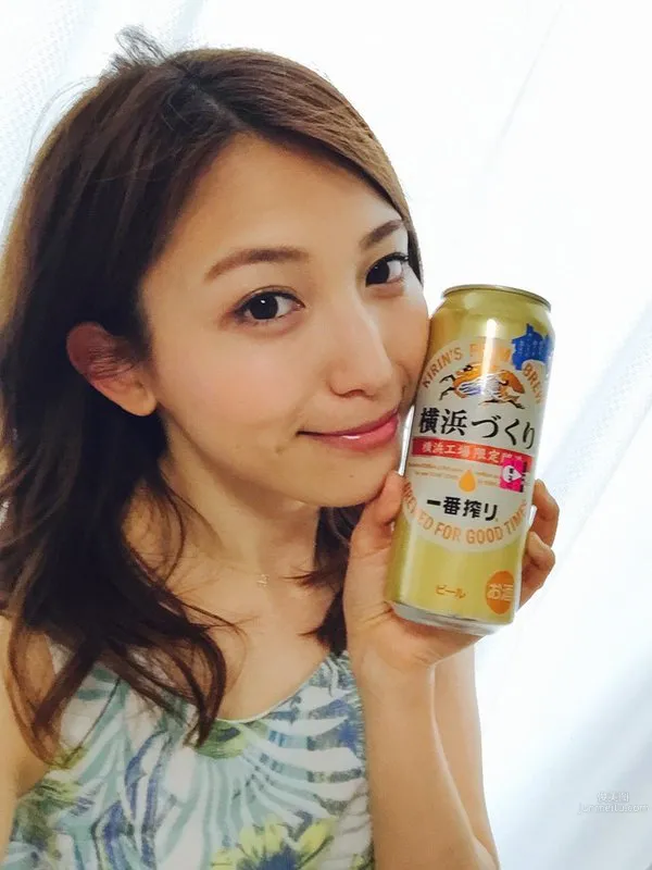 市原彩花- 美人賽車女郎私房照 16