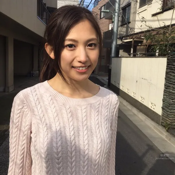 市原彩花- 美人賽車女郎私房照 18