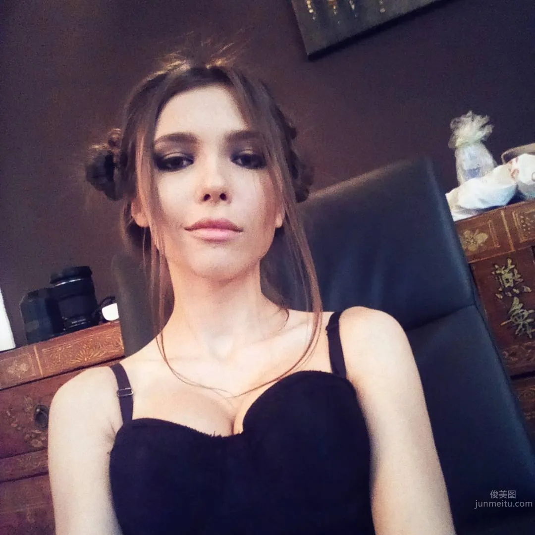 Mila Azul, the Girl of the Fighting Nation Is Indeed Extraordinary photo 21