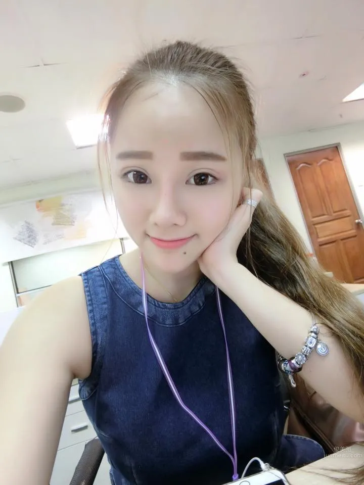 張雪兒- 天菜級大馬美女私房照 8