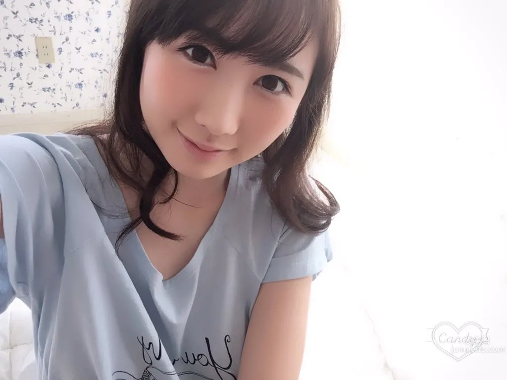 仓咲奈央- 17代超短裙警察女子组合成员_9