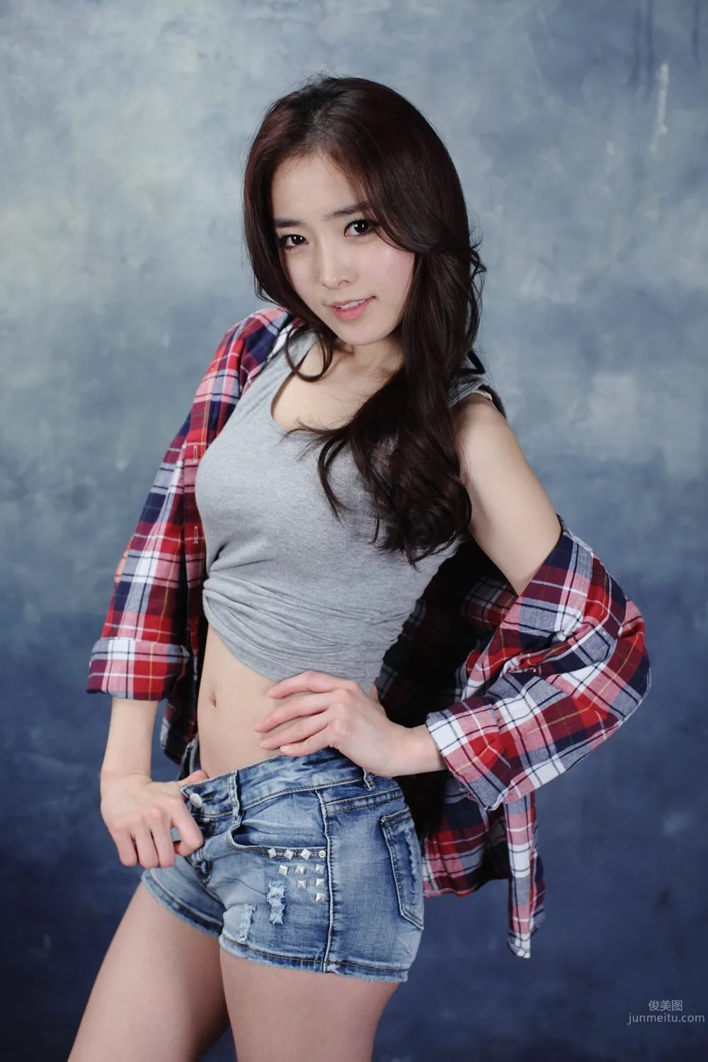 Minayeong, Alluring Moves and Sexy Expressions photo 24