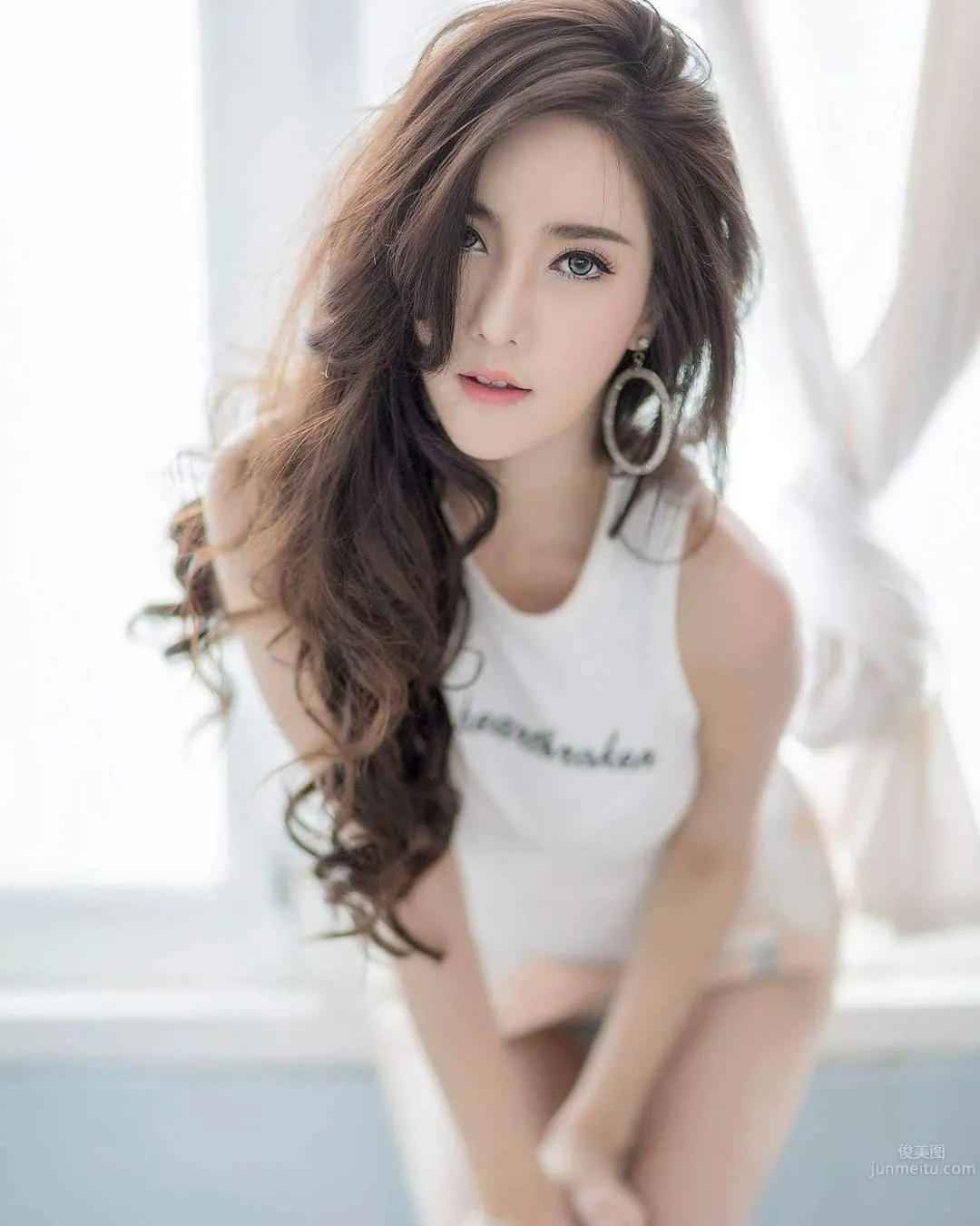 Sutassa Suthumjindakun- 泰国花花公子辣模性感写真_4