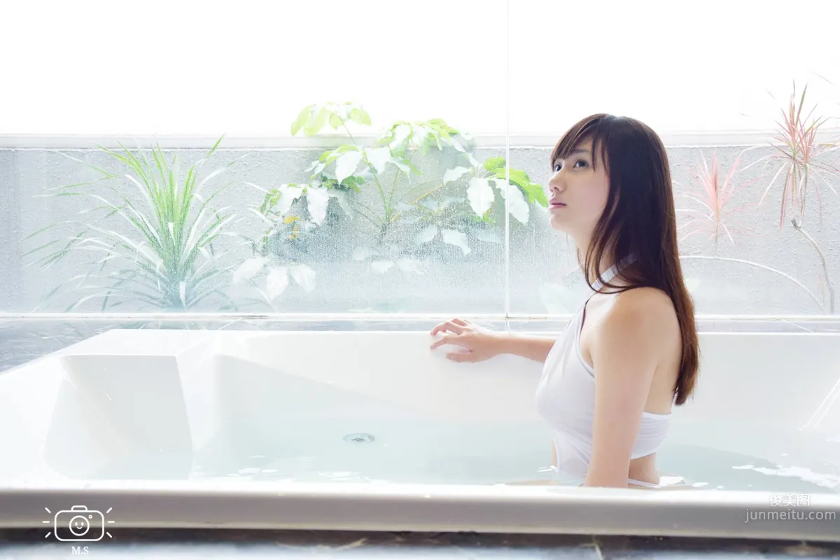 李霖Sarina- 完美身材加上E奶滿足你所有視覺感受 17