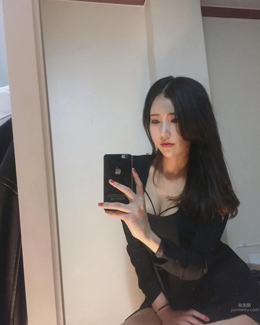 heex.x- 韩国美人优雅自拍照_19