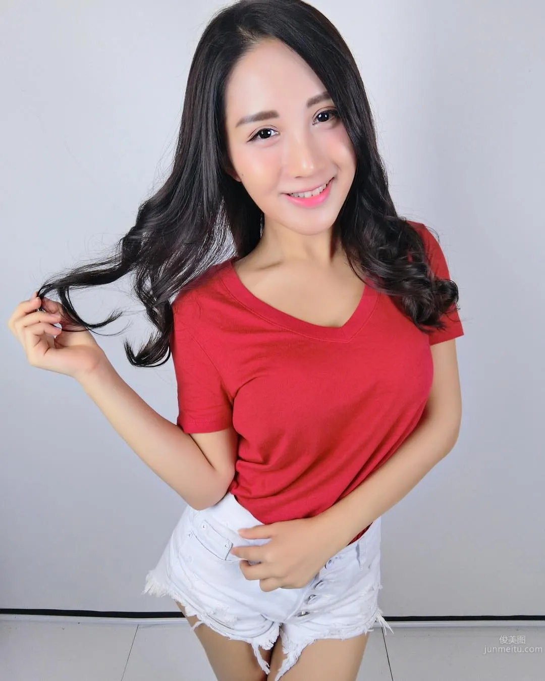 Vivi Yan: Bivi photo 16