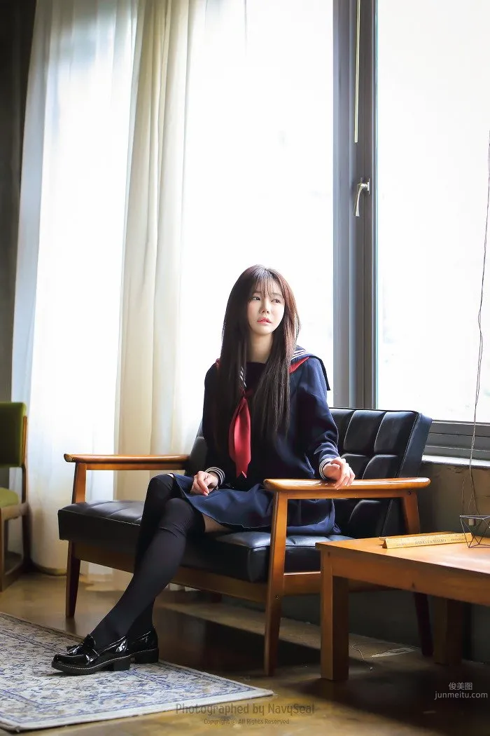 Han Ga Eun, Sexy and Alluring Uniform Photo photo 45
