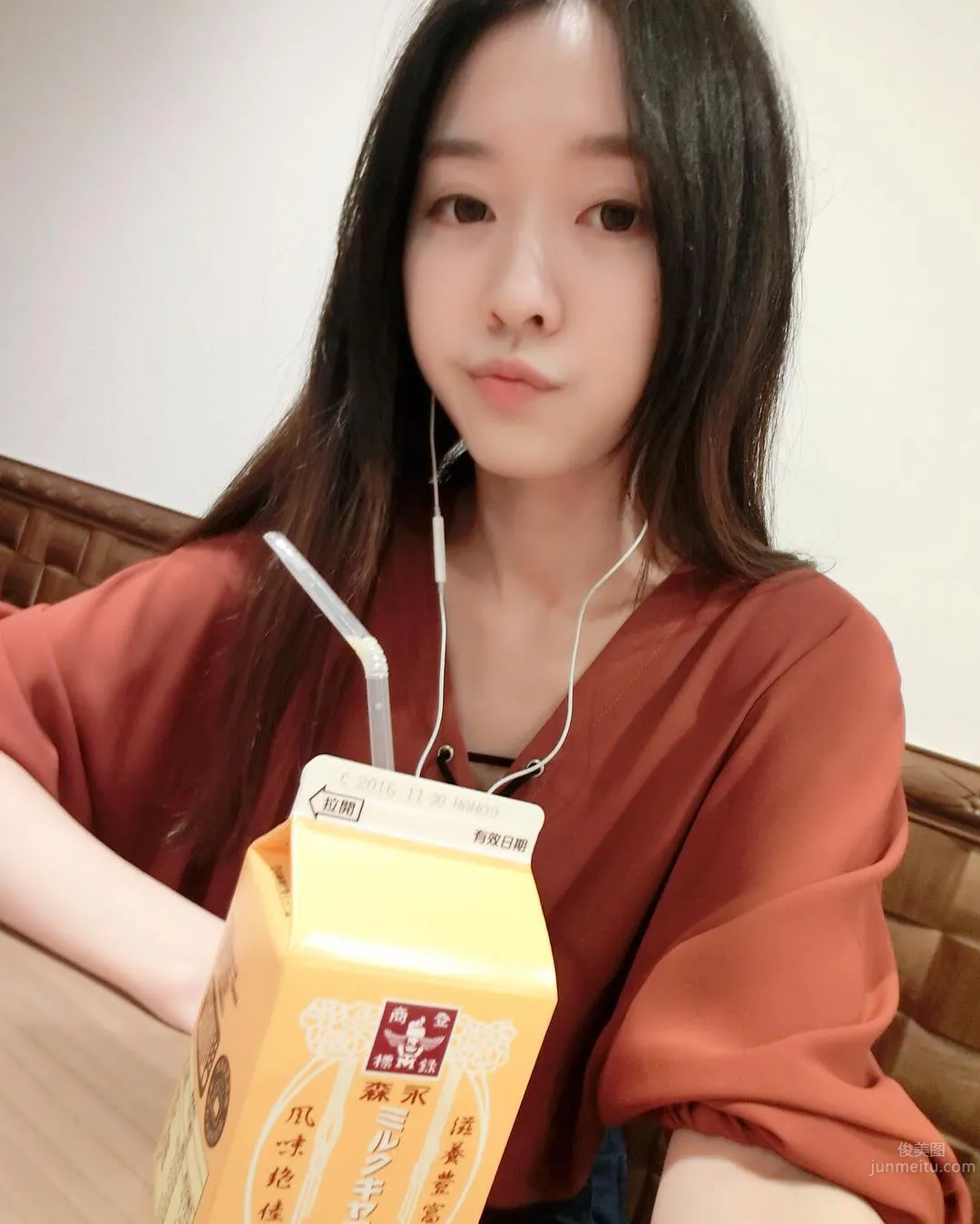 Su Chencheng - Super Elegant Taipei Commercial University Girl with Heaven-Defying Long Legs photo 9
