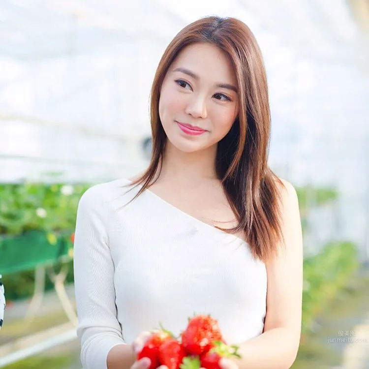 Chen Yasi: Photo Set 2024 photo 11