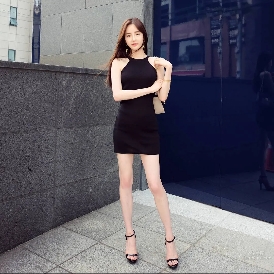 Ban Seo Jin, South Korea's Stunning Leg Model photo 6