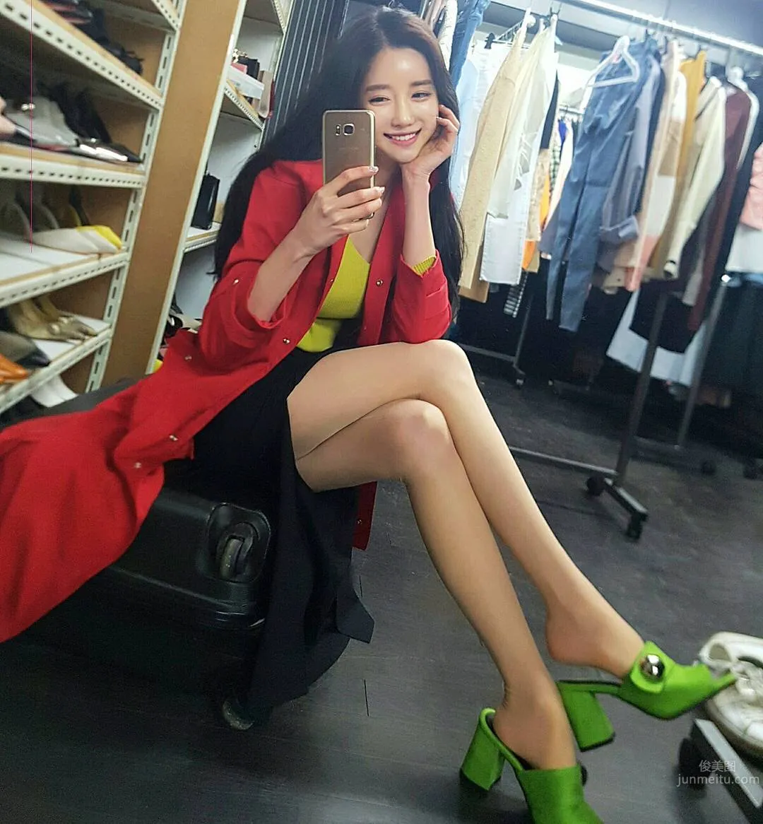 Ban Seo Jin, South Korea's Stunning Leg Model photo 44
