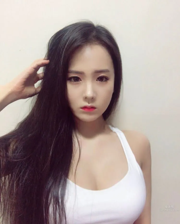 池仁月(지인월)- 萌氣十足的奶牛妹子 30