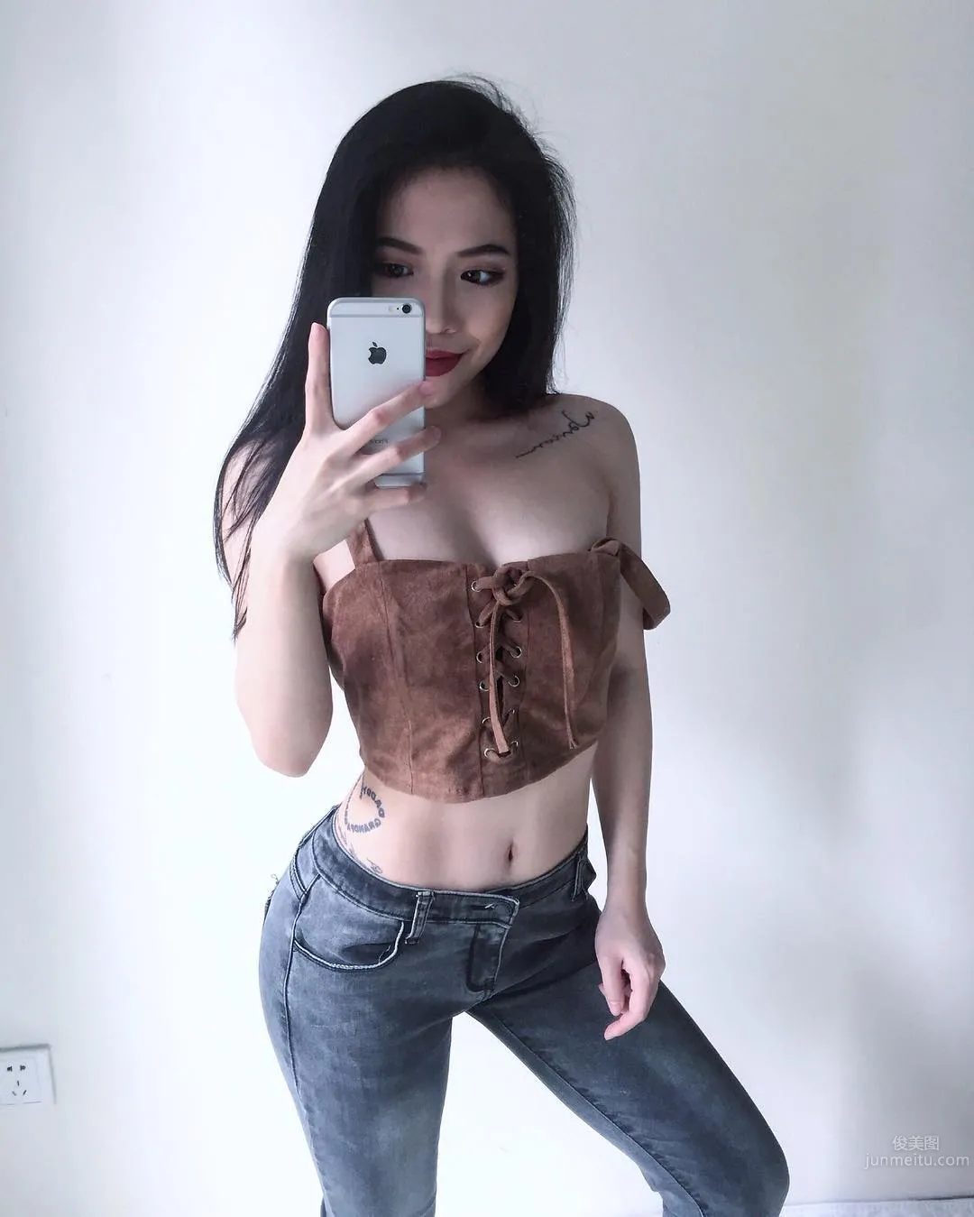Dinonoz, Transformation from Pure to Alluring photo 24