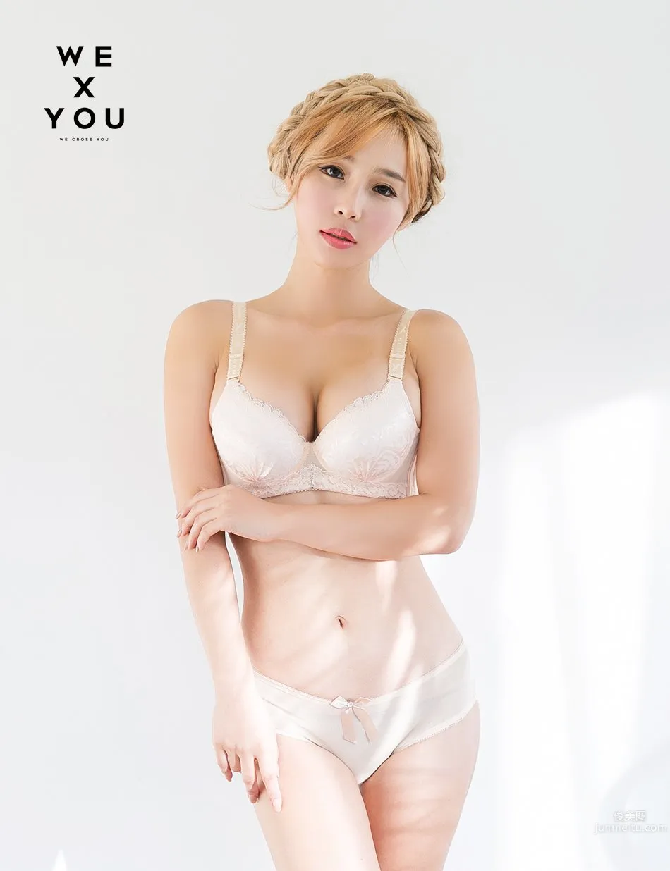 李智娜(이지나)- 韓國賽車女郎内衣私房寫真 24