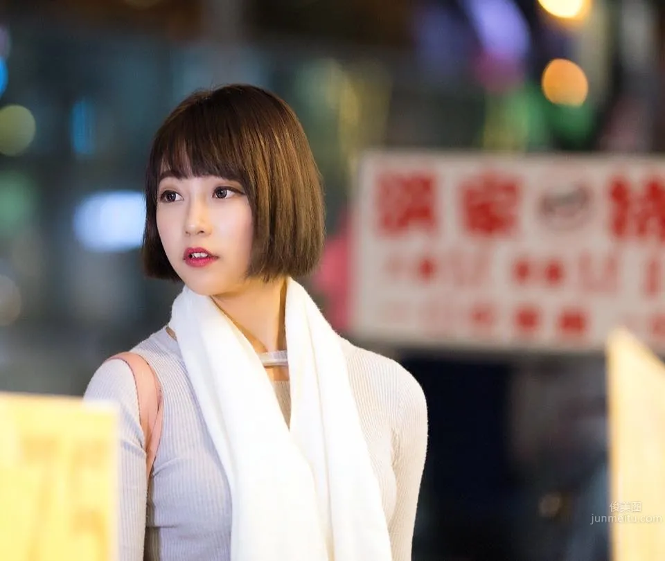 Doreen Iin- 性感汽車修理工寫真 3