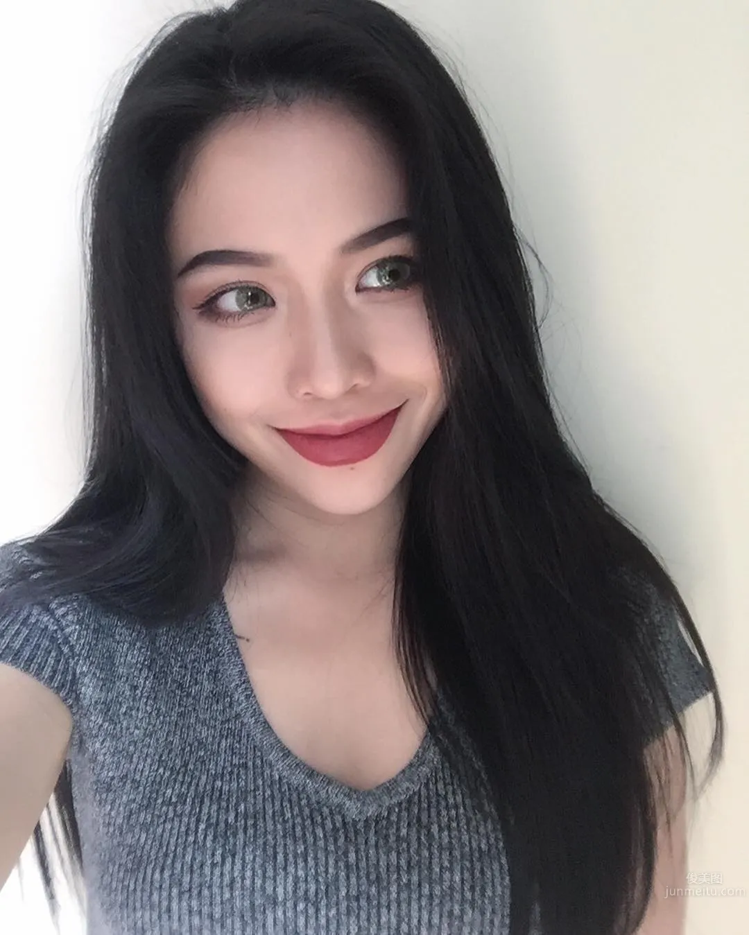 Dinonoz, Transformation from Pure to Alluring photo 12