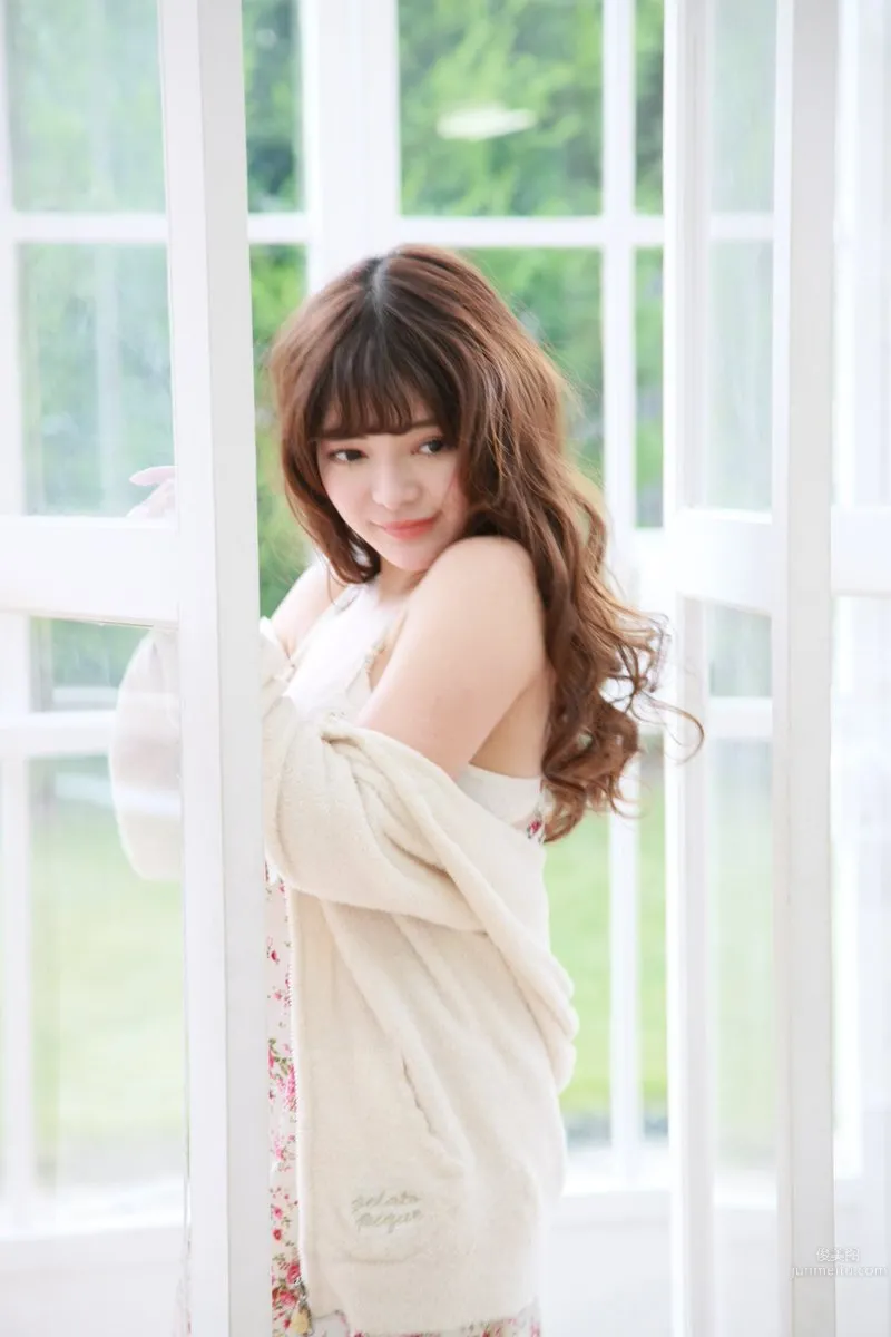 MEGMY - Beautiful Hairdresser Sexy Photo Set photo 27